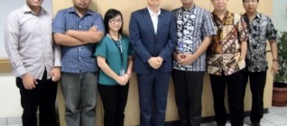 Foto Bersama dosen HI Binus dan Busines Law dengan Cho Seong-Dae dari Korea International Trade Association