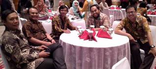 Geradi Yudhistira dan Delegasi dari kampus-kampus lain di Indonesia