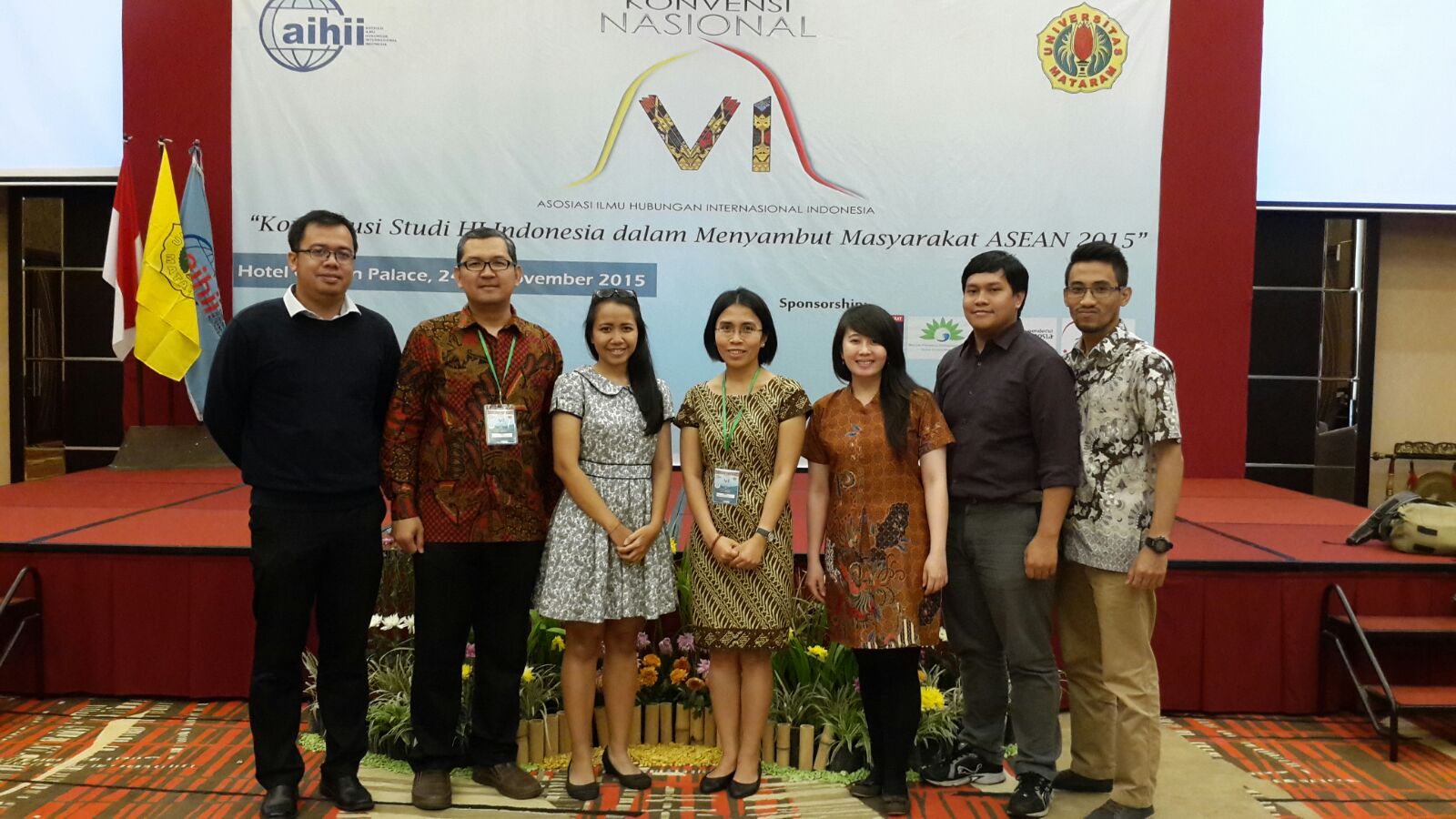 Desember: Delegasi HI Binus dalam Konvensi Nasional VI di Lombok
