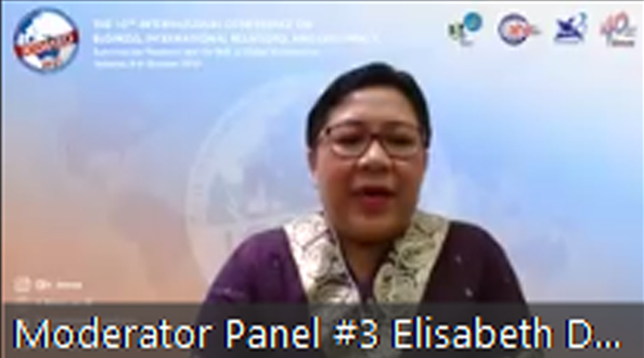 Elisabeth Dewi, Ph.D. (Universitas Katolik Parahyangan Bandung) selaku moderator panel 3 ICOBIRD 2021 