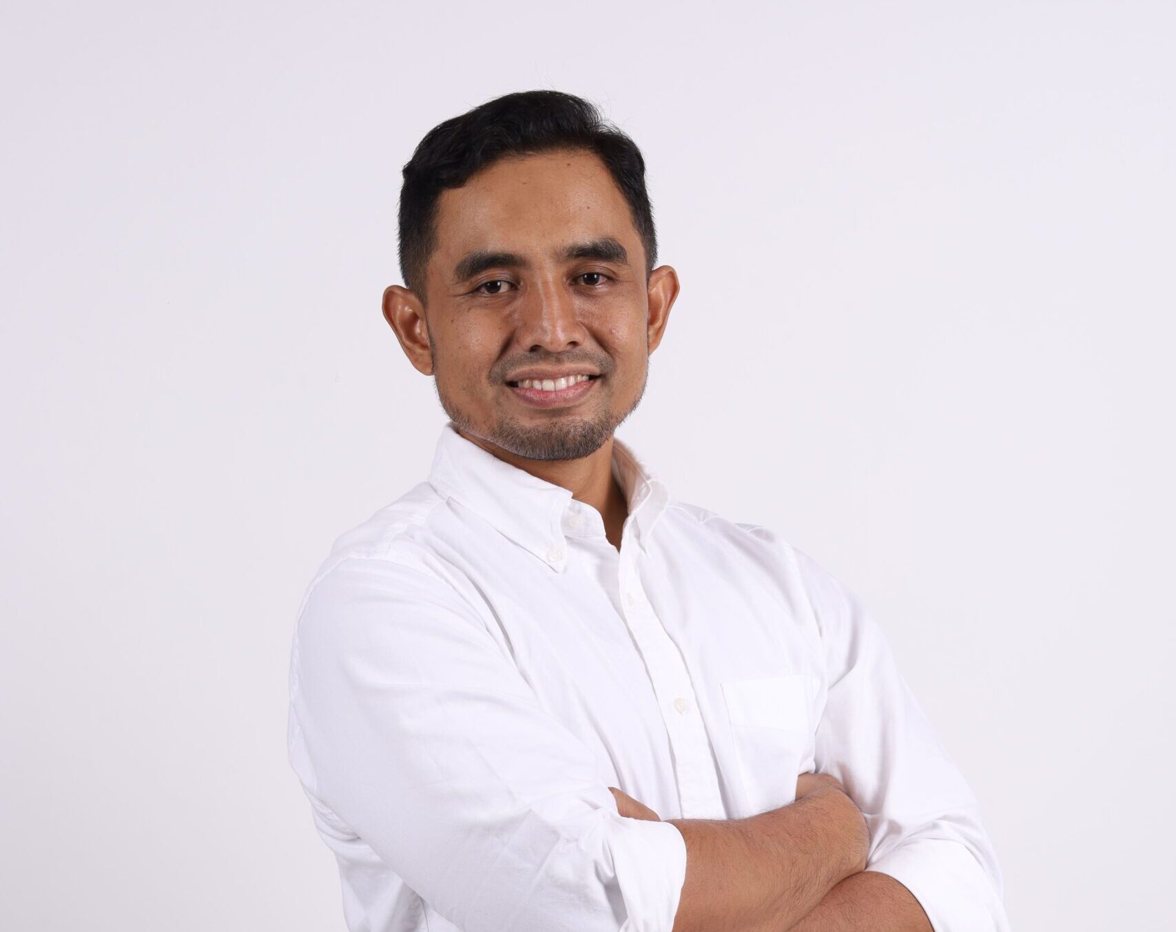 BINUS Rhevy Adriade Putra, S.I.P., M.A., Ph.D.